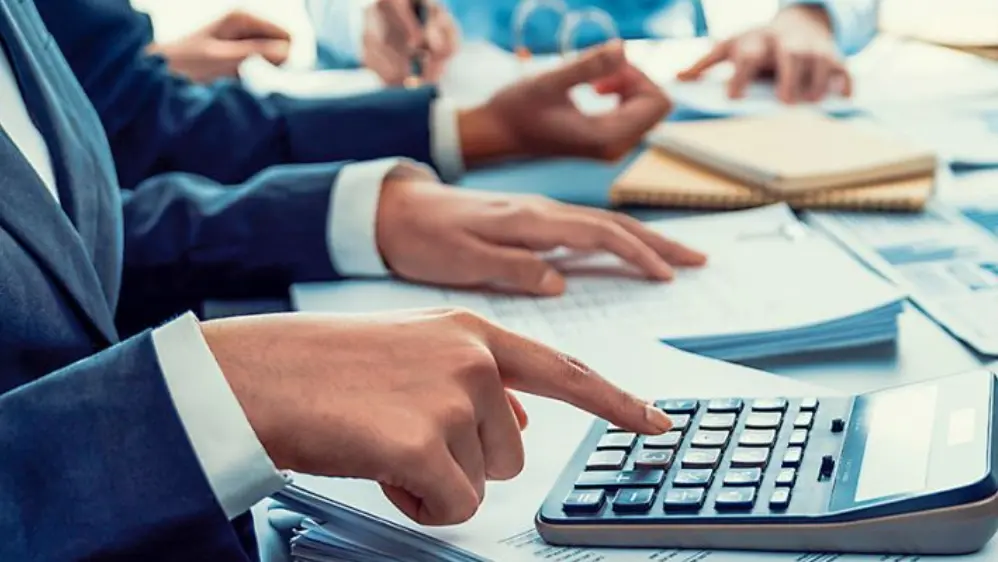 Suplemento Legal Jurídica: Depreciación deducible pese a libros tardíos, notas legales y probatorias