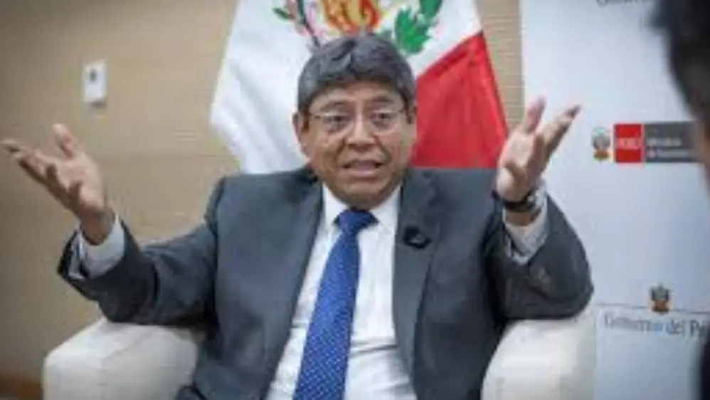 MEF alista combo tributario-laboral para facilitar la formalización de empresas y trabajadores