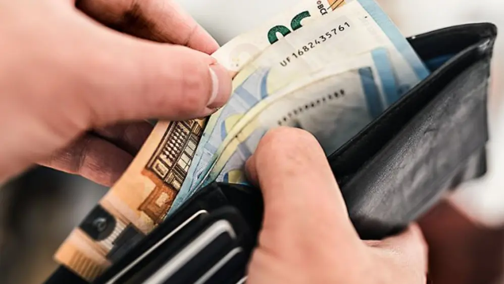 ¿La RMV es un sueldo base? Corte Suprema fija criterios clave para trabajadores y empleadores