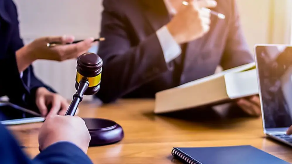 Suplemento legal Jurídica: Limitar la casación administrativa, una reforma en debate