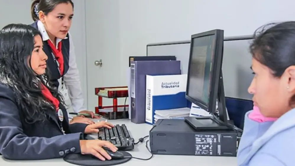¿Trabajas en el sector público? Infórmate sobre los cambios en planillas y beneficios con la Ley 32448