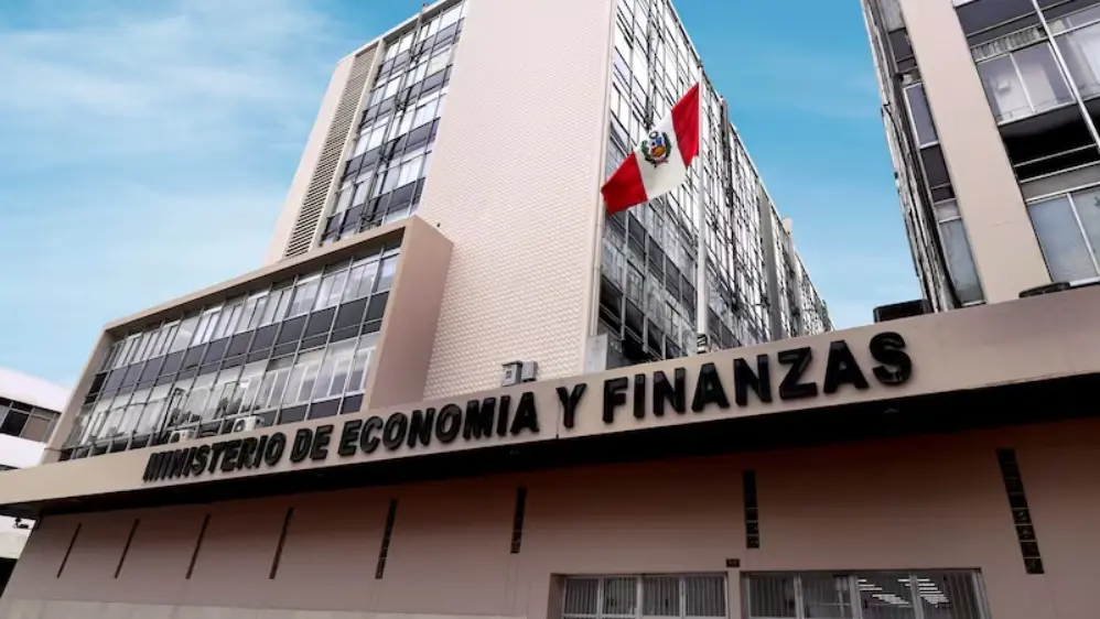 Déficit fiscal se redujo a 0,9% del PBI a setiembre, según el MEF